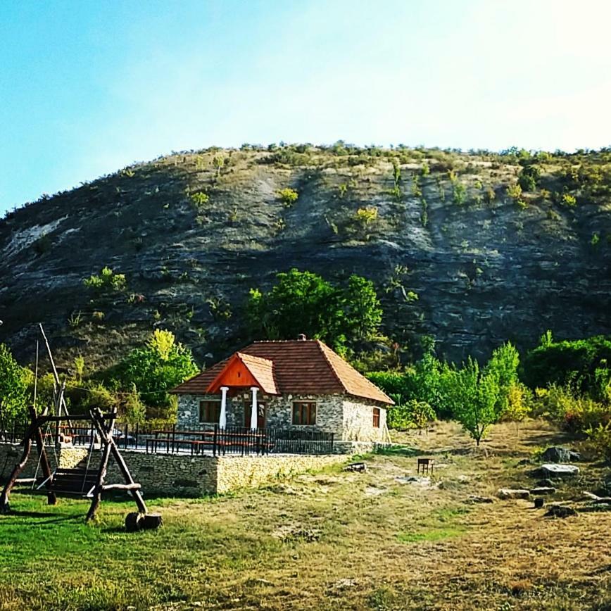 Butuceny Casa Agricultorului Varzari מראה חיצוני תמונה